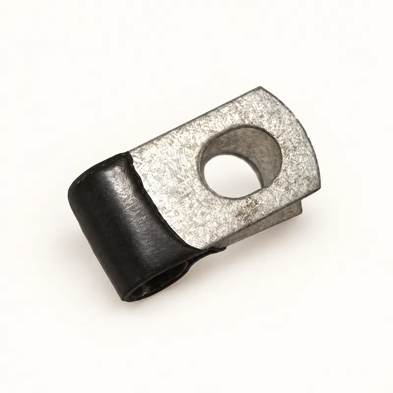 Abrazadera metálica en P con orificio de 3/8 pulgadas para sistemas de lubricación centralizada · SKF LL/249913